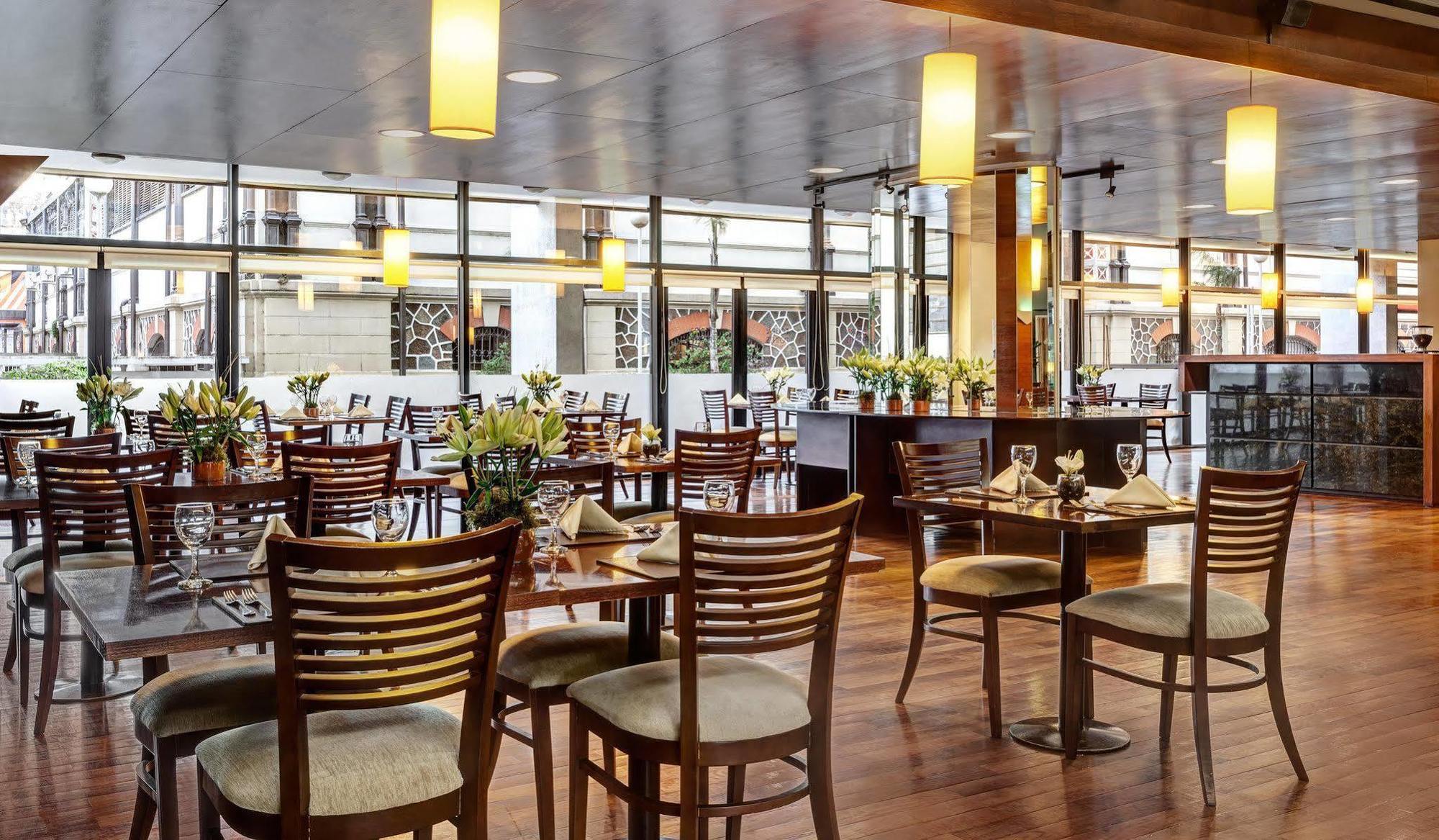 Four Points By Sheraton มอนเตวิเดโอ ภายนอก รูปภาพ
